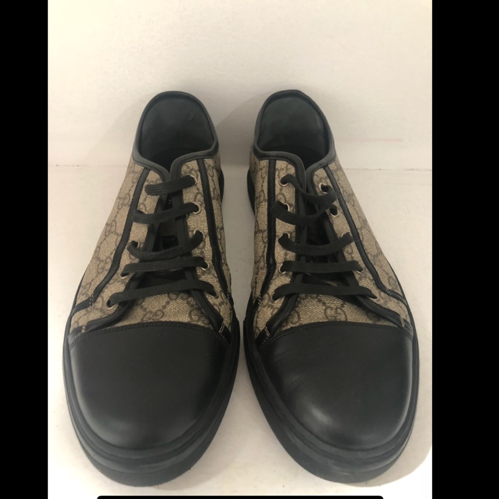 Men Gucci sneakers